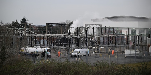 Heathrow Havalimanı’ndaki Yangının Teknik Arızadan Kaynaklandığı Belirlendi